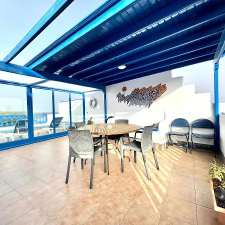 Apartamento Timanfaya Two Bedroom Apartment With Sea Views In Punta Mujeres Punta Mujeres