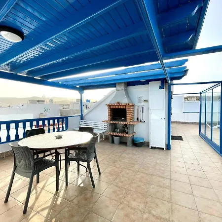 Timanfaya Two Bedroom Apartment With Sea Views In Punta Mujeres Apartment *