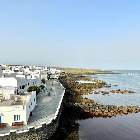 Timanfaya Two Bedroom Apartment With Sea Views In Punta Mujeres * Punta Mujeres