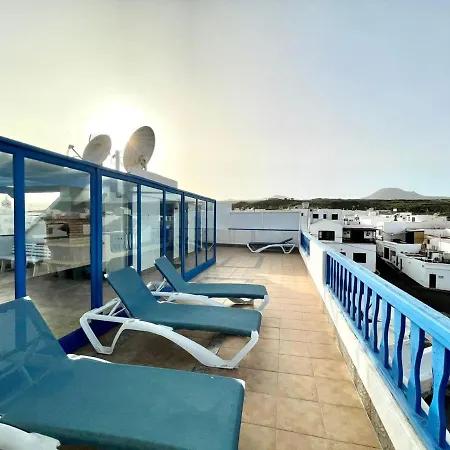 Timanfaya Two Bedroom Apartment With Sea Views In Punta Mujeres * Punta Mujeres